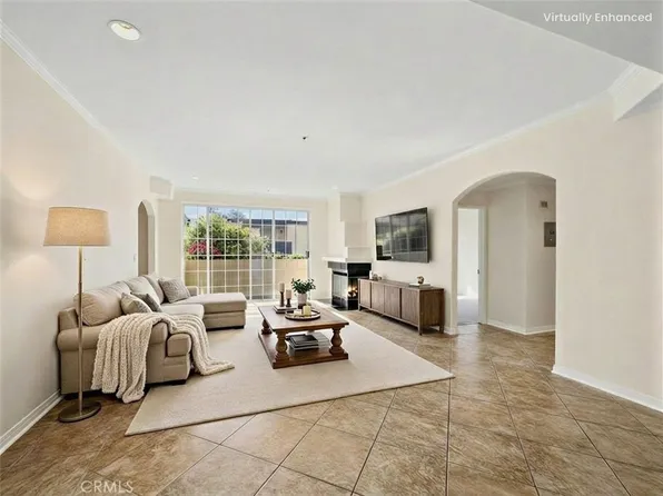 10824 Bloomfield St APT 108, North Hollywood, CA 91602