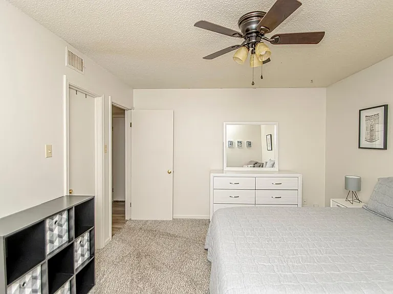 20 Woodhill Dr — Photo 22