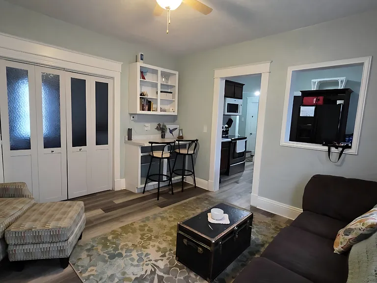 1128 Portage Ave #1C — Photo 17