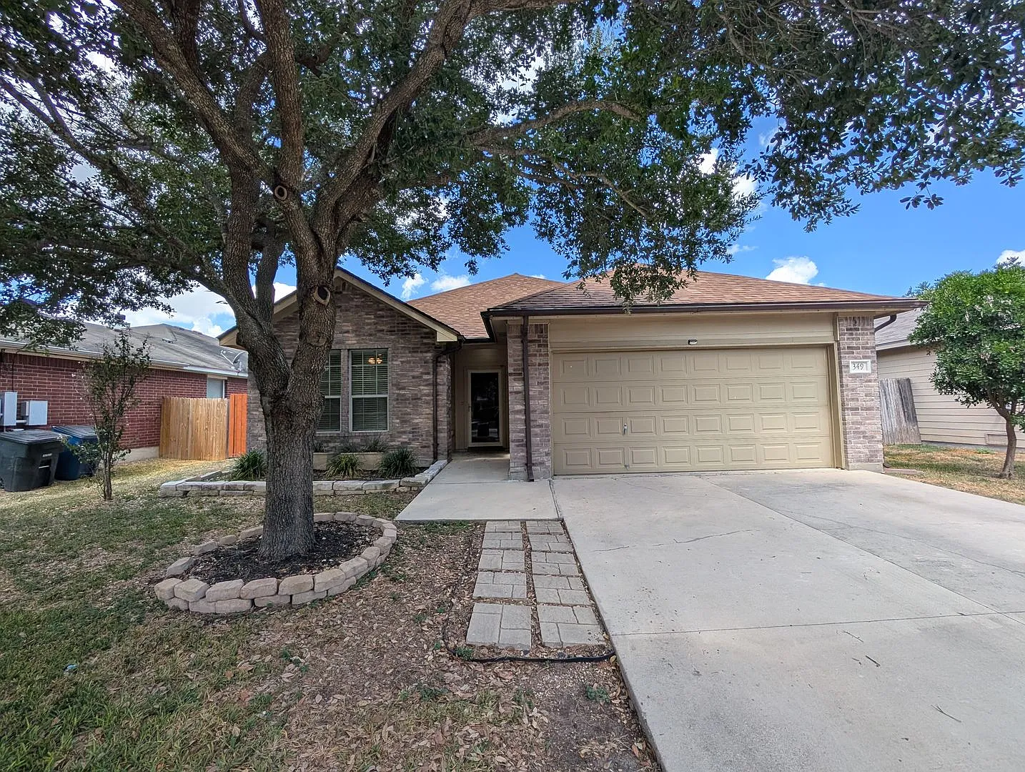 Walk to Fischer Park / Updated 3/2/2 in North Park Meadows / Fridge / Large Covered Back Patio / ... — Photo 2