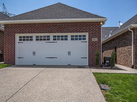 3rd image of 2012 Westburn Pvt Ln