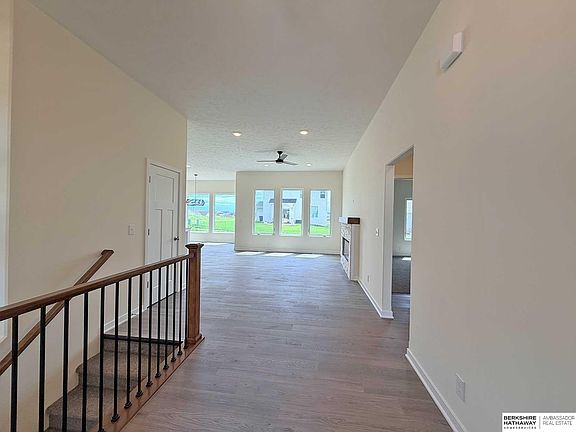 4th image of 7413 N 176th Ave