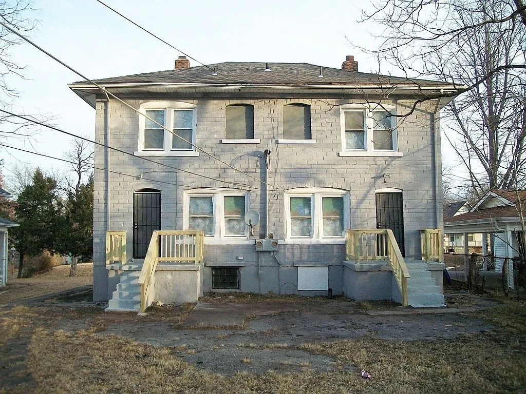 3615-3617 E. 58th St Kansas City, MO 64 — Photo 3