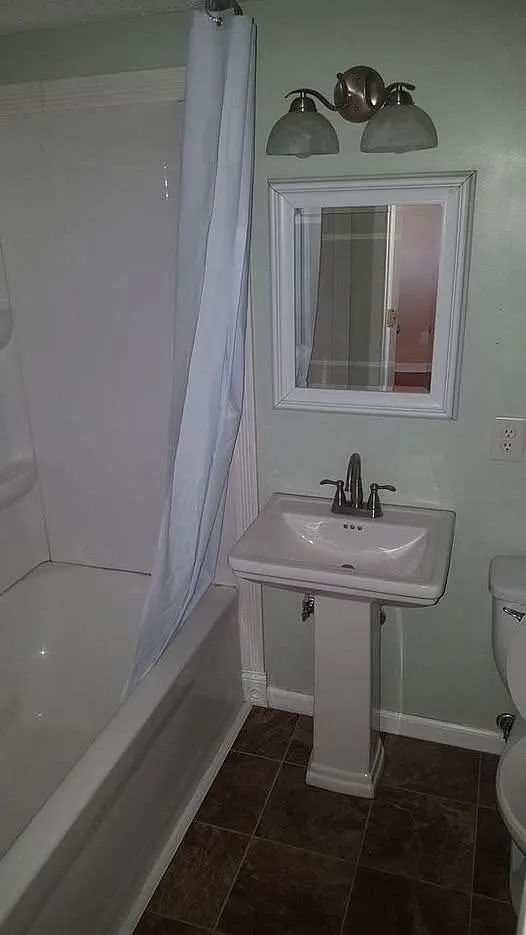1 bed, 550 sqft, $675 — Photo 3