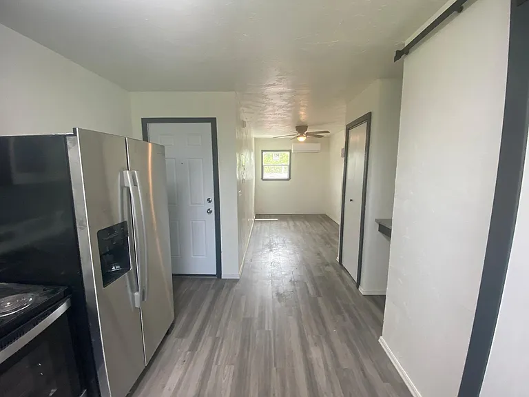 Level 2 — Photo 18