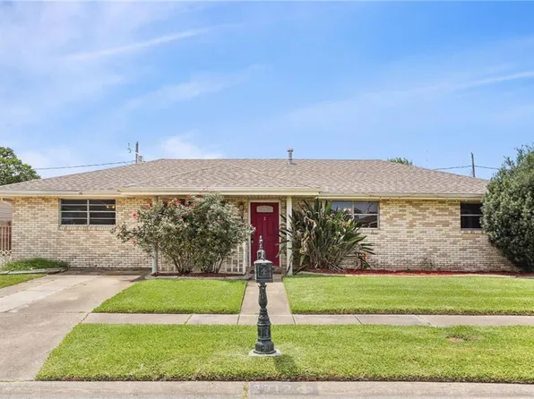 2712 Campagna Dr, Chalmette, LA 70043