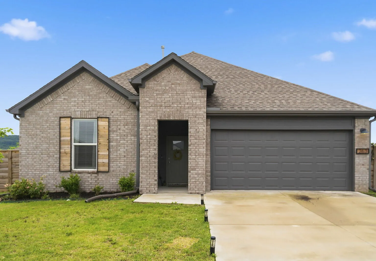 4 bed, 2.0 bath, 2031 sqft, $2,395 — Photo 1