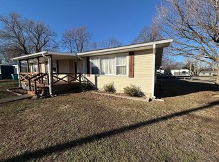 305 S West Ave, Republic, MO 65738