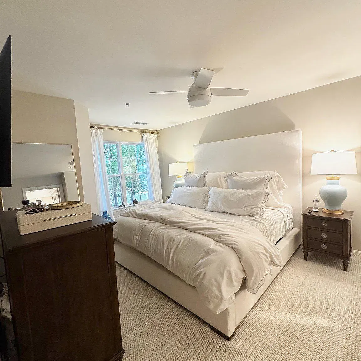 2 bed, 1.5 bath, 1007 sqft, $2,550 — Photo 3