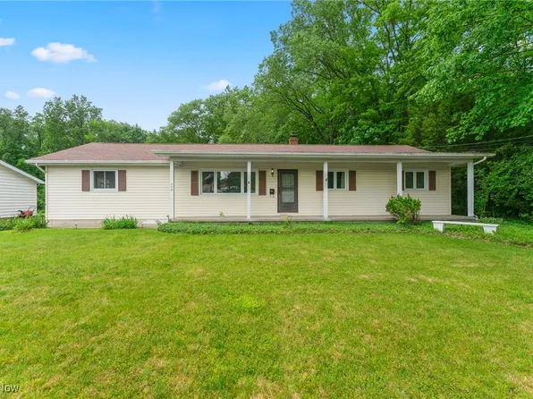 236 Charlestown Pl, Youngstown, OH 44515