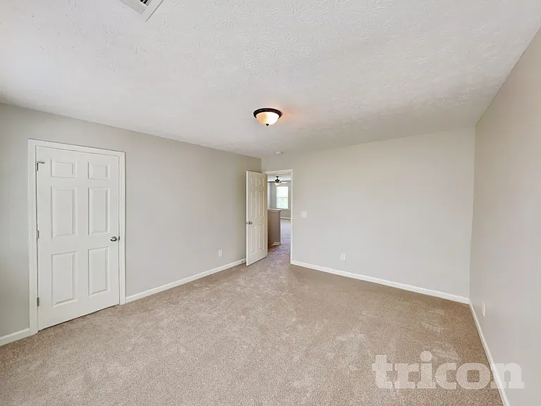 6429 Sunnywood Dr — Photo 10