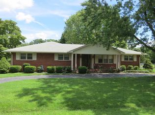 2616 Mohawk Dr, Bowling Green, KY 42104