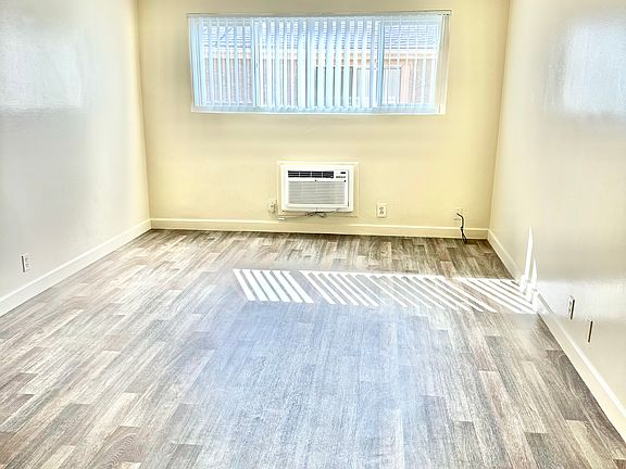 3rd image of 6248 N San Gabriel Blvd APT 15