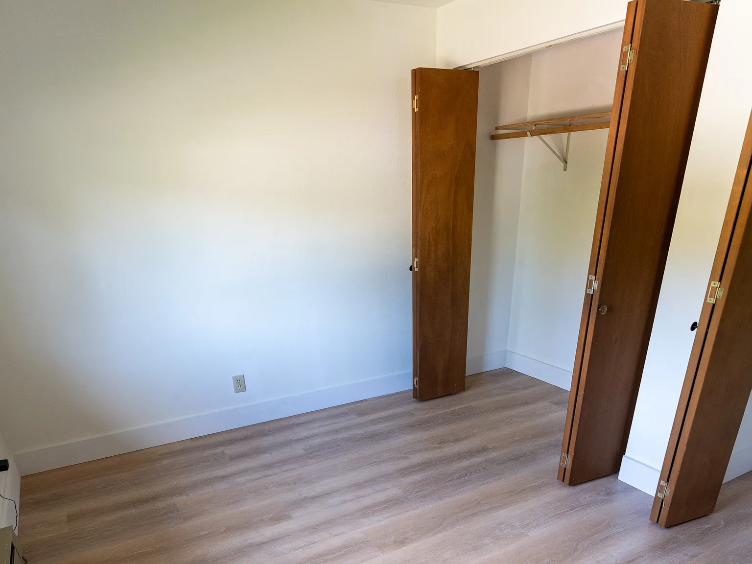 2 bed, 750 sqft, $1,350 — Photo 3