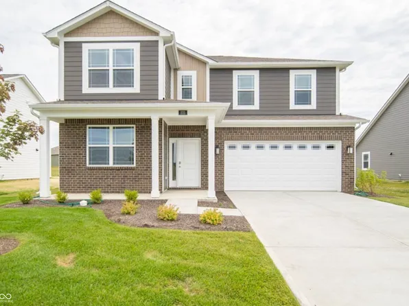 221 Velvet Hat Rd, Danville, IN 46122