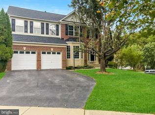 11201 Little Fox Ln, Germantown, MD 20876