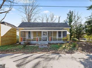 107 1st St, Barnesville, GA 30204