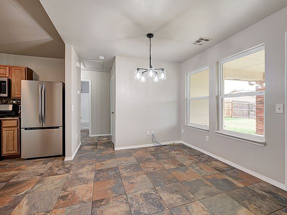 3rd image of 2605 Fennel Rd