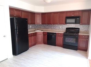 137 Shoreline Dr, Atco, NJ 08004