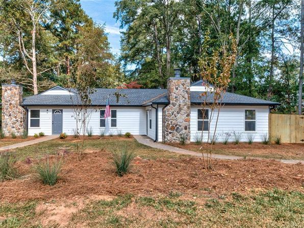 1060 Mathews Ct SE #A