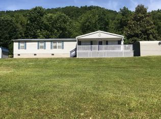 111 School House Rd, Erwin, TN 37650