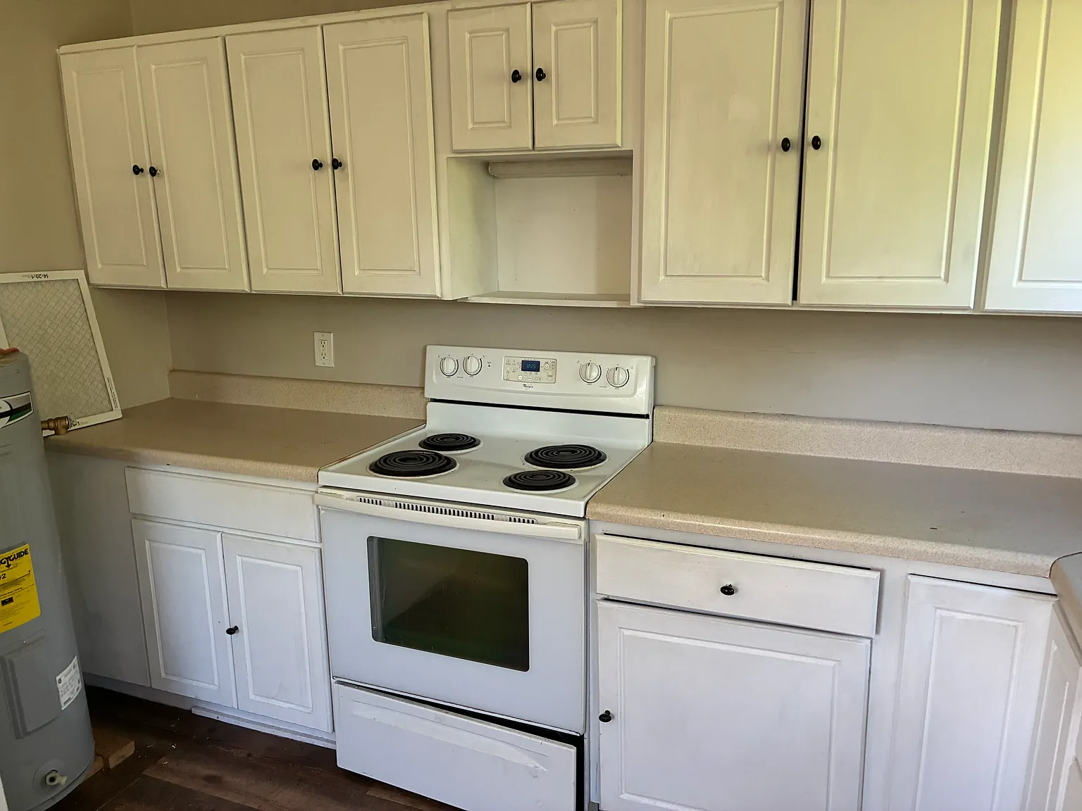 2 bed, 900 sqft, $950 — Photo 2
