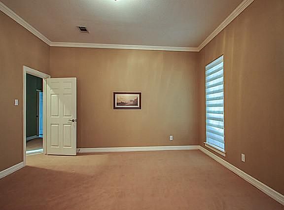 5th image of 3007 Voltaire Blvd