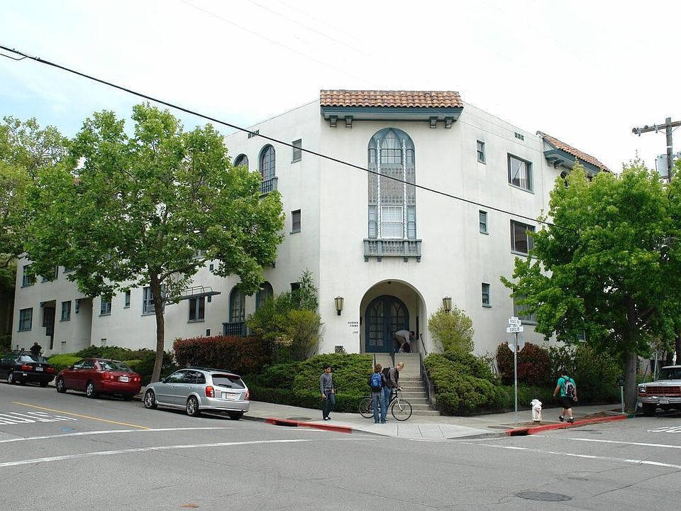 2nd image of 1799 Euclid Ave #30