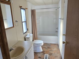 5322 Four Point Rd, Bethel, PA 19507