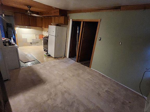3rd image of 7559 Toepfer Rd