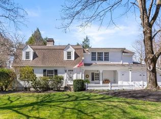 14 Winthrop Rd, Wayland, MA 01778