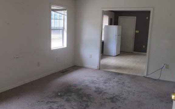 4th image of 1149 Cordele Ave E