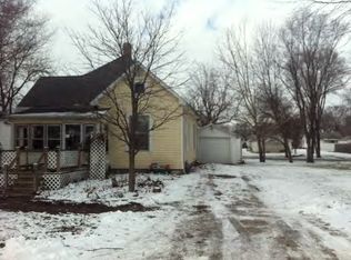 409 N 3rd St, Hoopeston, IL 60942