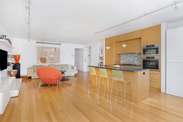 Sold by Compass | media 4