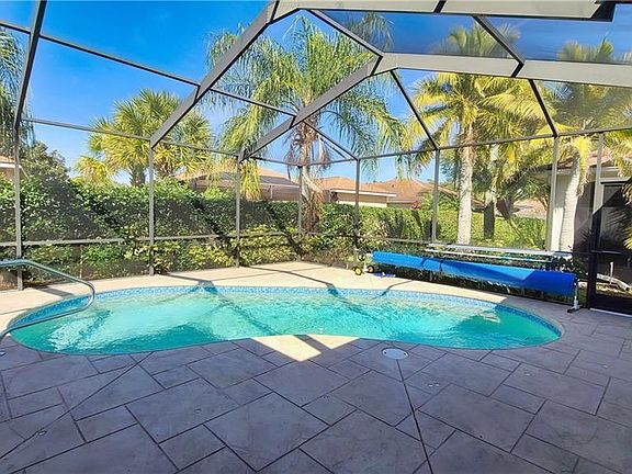 4th image of 4068 Tralee Dr