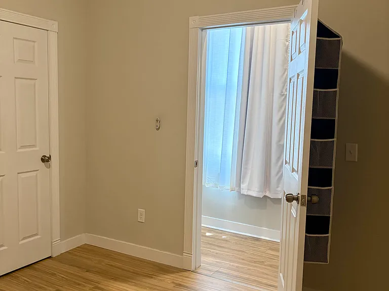 923 Ann St — Photo 11