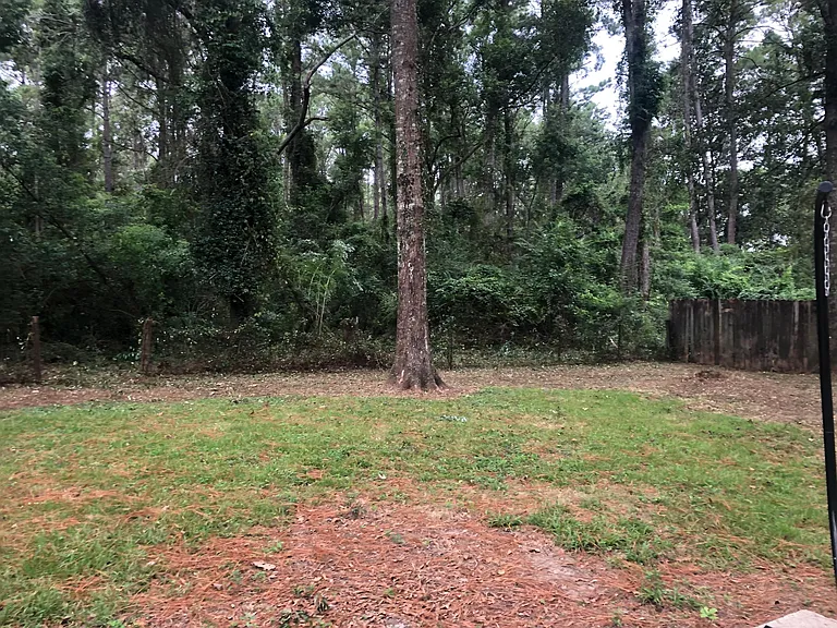111 Meadow Wood Dr — Photo 9