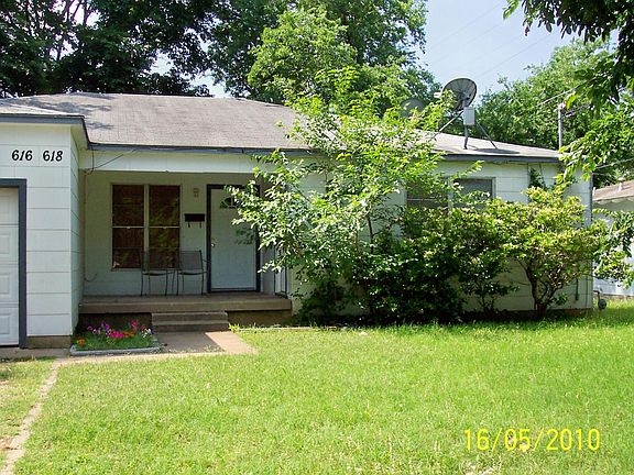 2nd image of 616 Sunny Ln