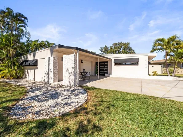 402 161st Ave, Redington Beach, FL 33708