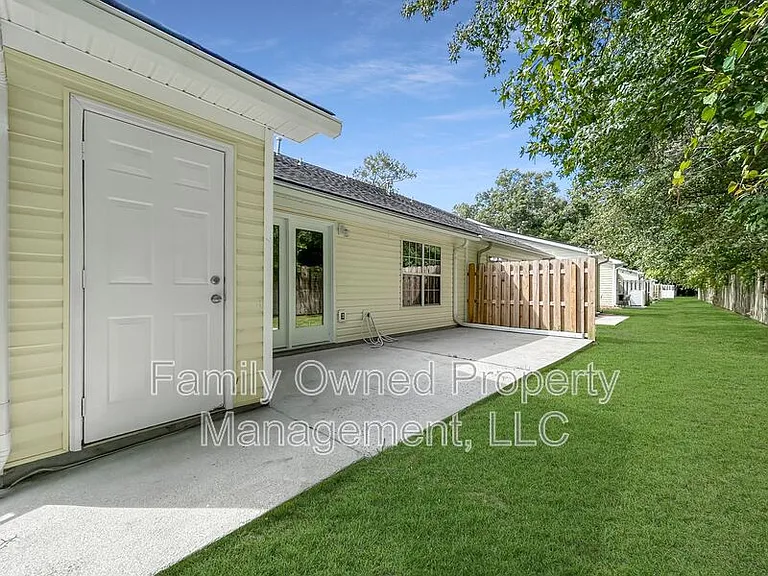 112 Stewart Pl — Photo 21