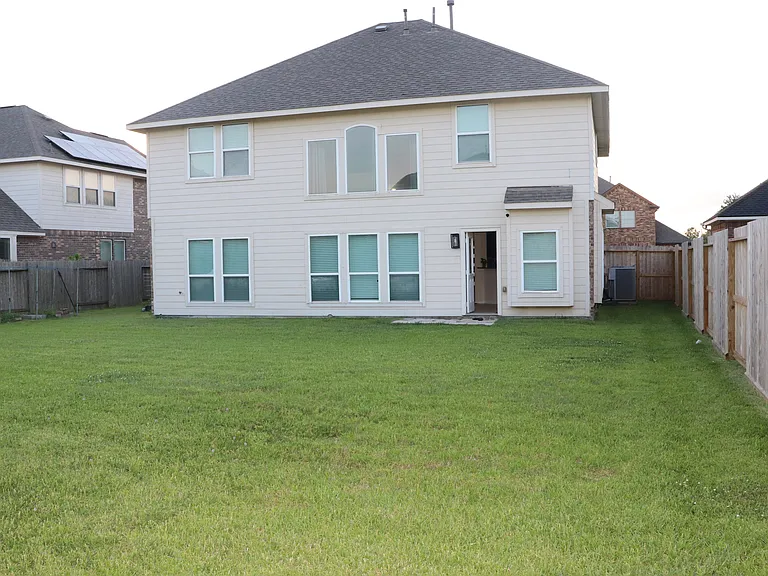 2863 Ginger Cove Ln — Photo 12