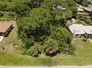1371 SW Axtell Ave, Port Saint Lucie, FL 34953