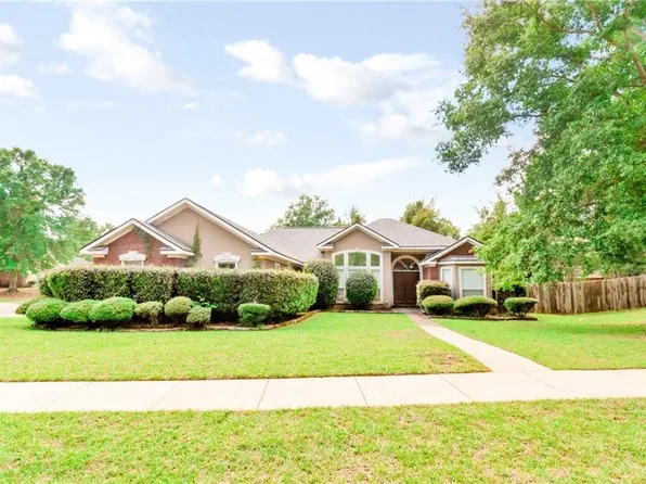 1702 Augusta Dr W, Mobile, AL 36695