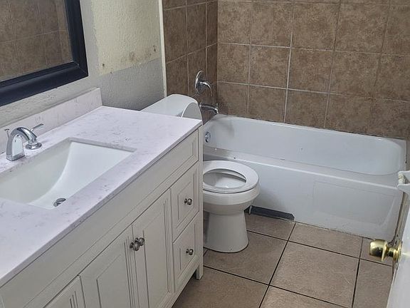 3rd image of 3719 Ohio Ave APT 5