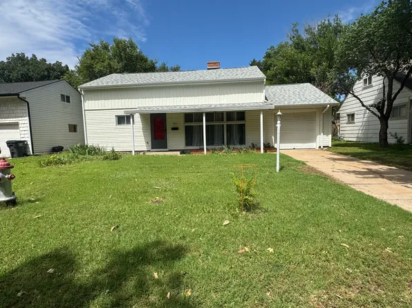 621 S Bleckley Dr, Wichita, KS 67218