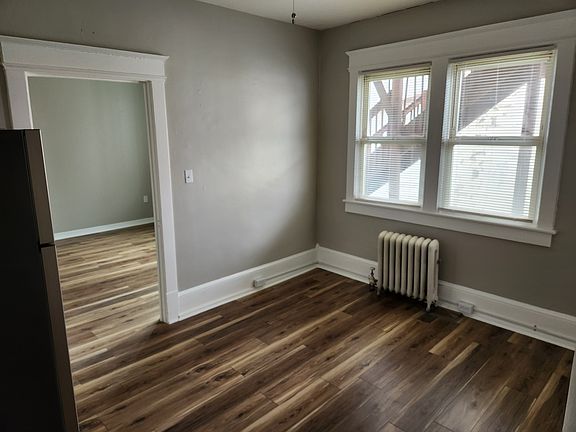 5th image of 8 Forrest St #1
