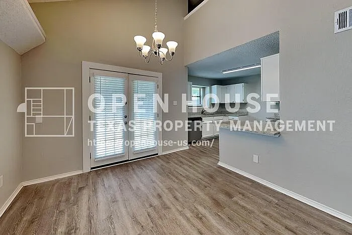 219 Cutting Horse Ln — Photo 7