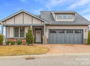 171 Waightstill Dr, Arden, NC 28704