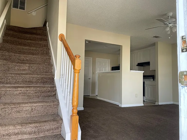 823 Tramore Dr — Photo 4