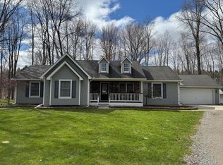 11452 Dunham Rd, Hartland, MI 48353